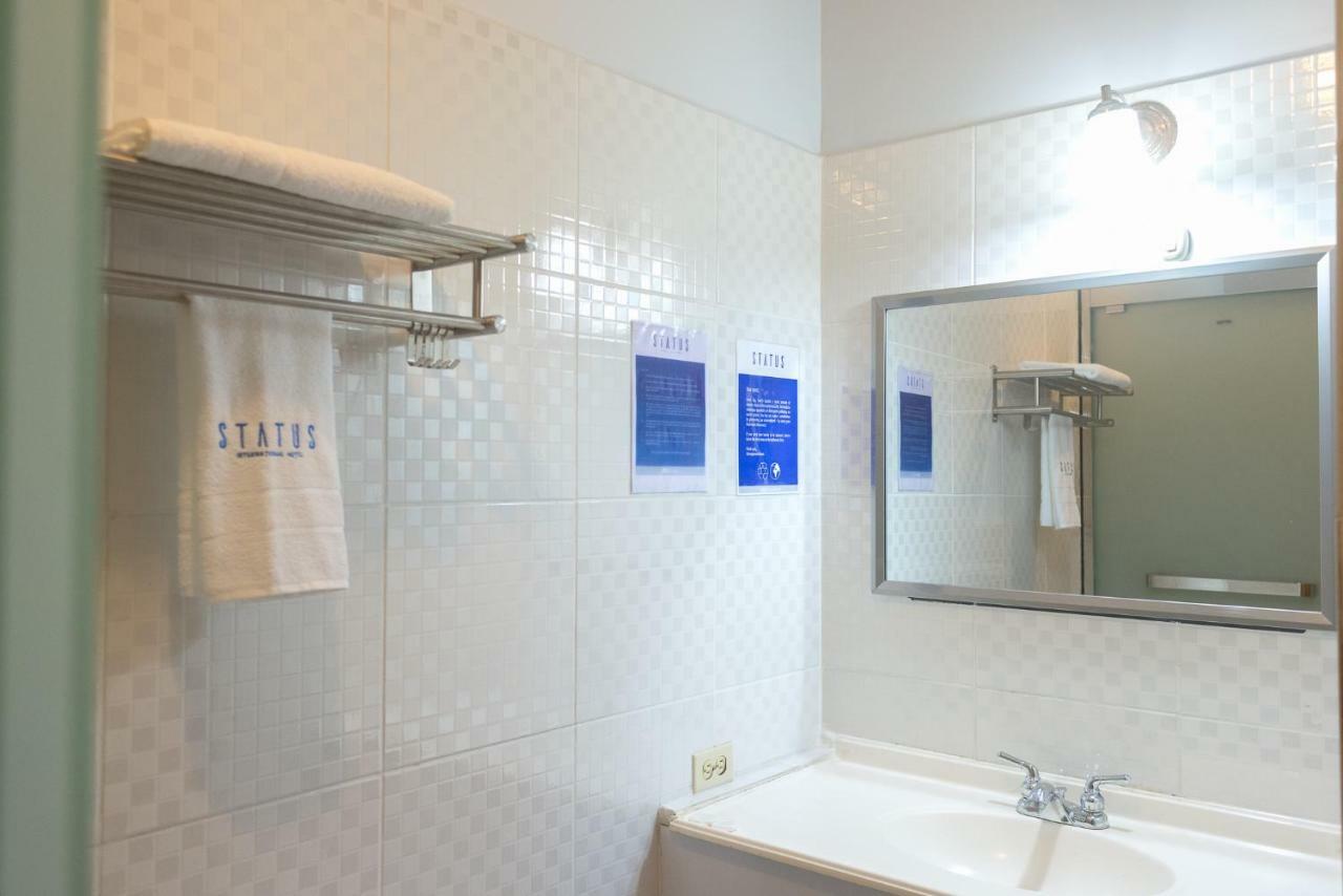 Status Hotel Georgetown Esterno foto